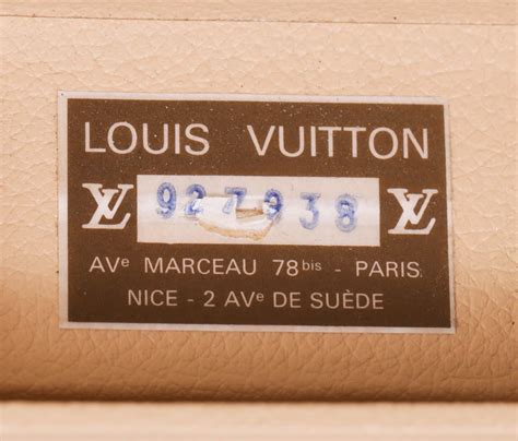 louis vuitton contacts|louis vuitton 800 number.